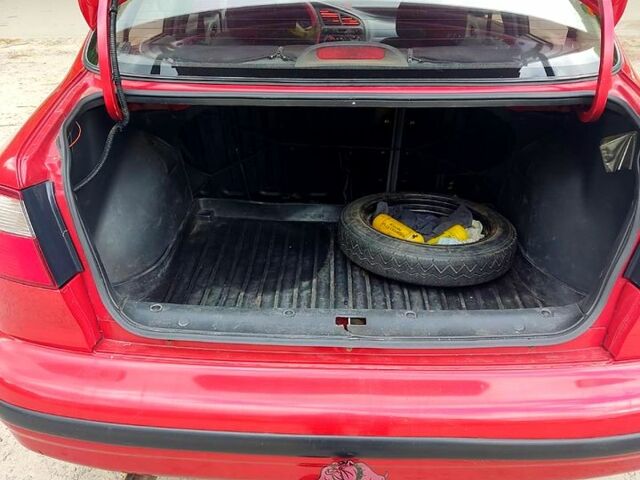 Деу Ланос 2008 у Харкові на Automoto.ua Червоний Деу Ланос, об'ємом двигуна 1.4 л та пробігом 157 тис. км за 2000 $, фото 9 на Automoto.ua