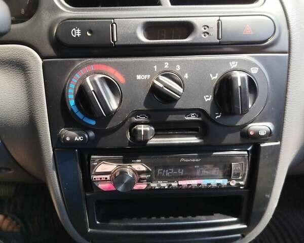 Червоний Деу Ланос, об'ємом двигуна 1.5 л та пробігом 58 тис. км за 4000 $, фото 2 на Automoto.ua