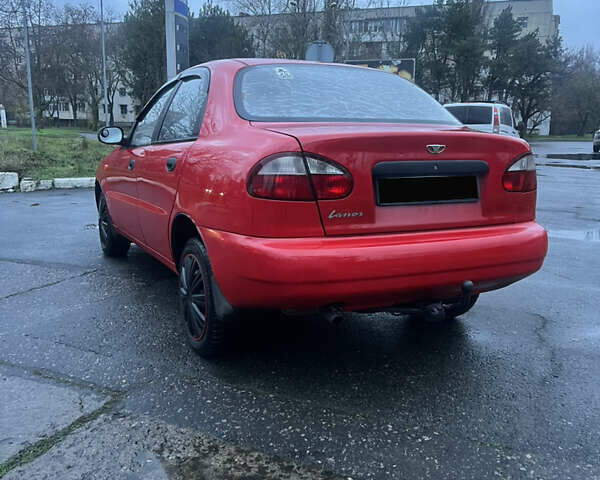 Красный Дэу Ланос, объемом двигателя 1.5 л и пробегом 175 тыс. км за 2500 $, фото 4 на Automoto.ua
