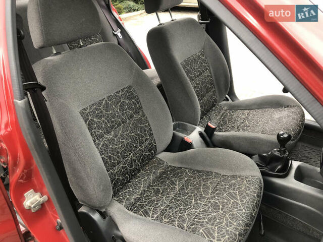 Червоний Деу Ланос, об'ємом двигуна 1.5 л та пробігом 135 тис. км за 2500 $, фото 22 на Automoto.ua