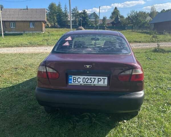 Красный Дэу Ланос, объемом двигателя 1.5 л и пробегом 200 тыс. км за 1800 $, фото 1 на Automoto.ua