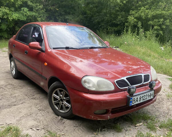 Красный Дэу Ланос, объемом двигателя 1.5 л и пробегом 212 тыс. км за 2250 $, фото 2 на Automoto.ua