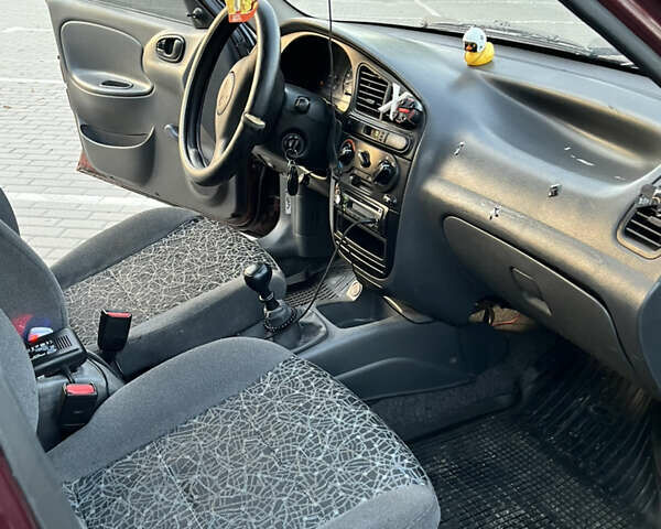Дэу Ланос 2008 в Запорожье на Automoto.ua Красный Дэу Ланос, объемом двигателя 1.5 л и пробегом 199 тыс. км за 1900 $, фото 20 на Automoto.ua