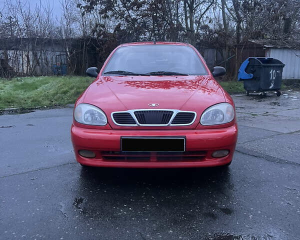 Красный Дэу Ланос, объемом двигателя 1.5 л и пробегом 175 тыс. км за 2500 $, фото 1 на Automoto.ua