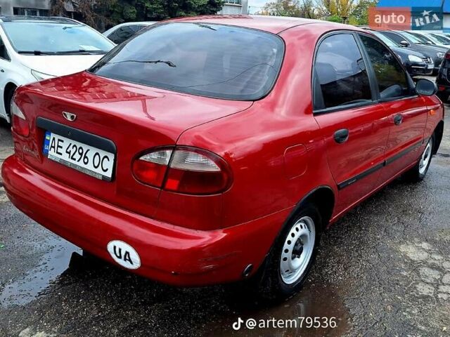 Красный Дэу Ланос, объемом двигателя 1.5 л и пробегом 113 тыс. км за 2500 $, фото 5 на Automoto.ua