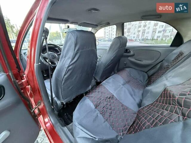 Червоний Деу Ланос, об'ємом двигуна 1.5 л та пробігом 210 тис. км за 2250 $, фото 2 на Automoto.ua