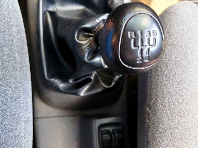 Красный Дэу Ланос, объемом двигателя 1.5 л и пробегом 158 тыс. км за 3500 $, фото 8 на Automoto.ua