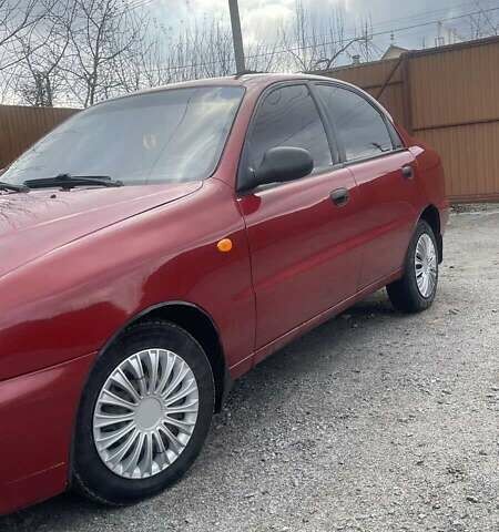 Красный Дэу Ланос, объемом двигателя 1.5 л и пробегом 160 тыс. км за 2100 $, фото 1 на Automoto.ua