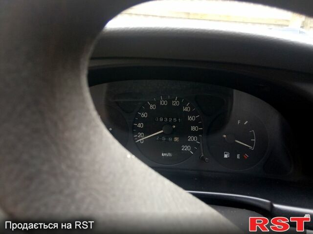 Красный Дэу Ланос, объемом двигателя 1.4 л и пробегом 93 тыс. км за 2300 $, фото 5 на Automoto.ua