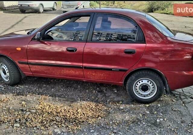 Красный Дэу Ланос, объемом двигателя 1.5 л и пробегом 113 тыс. км за 2500 $, фото 3 на Automoto.ua