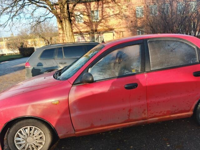 Красный Дэу Ланос, объемом двигателя 1.5 л и пробегом 100 тыс. км за 1500 $, фото 1 на Automoto.ua