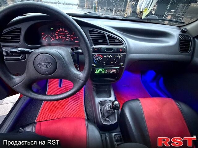 Червоний Деу Ланос, об'ємом двигуна 1.5 л та пробігом 103 тис. км за 3950 $, фото 4 на Automoto.ua