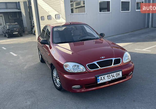 Красный Дэу Ланос, объемом двигателя 1.5 л и пробегом 148 тыс. км за 2600 $, фото 2 на Automoto.ua