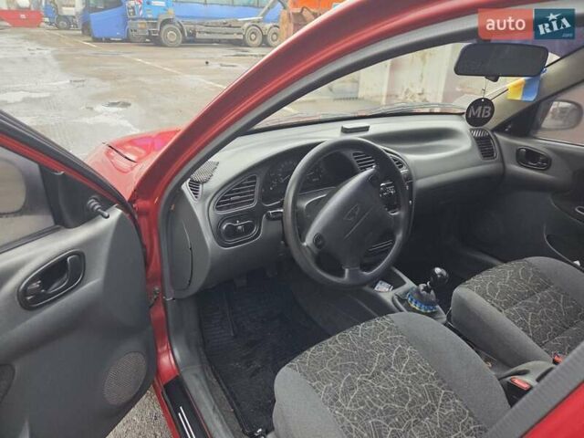 Червоний Деу Ланос, об'ємом двигуна 1.6 л та пробігом 220 тис. км за 3000 $, фото 8 на Automoto.ua