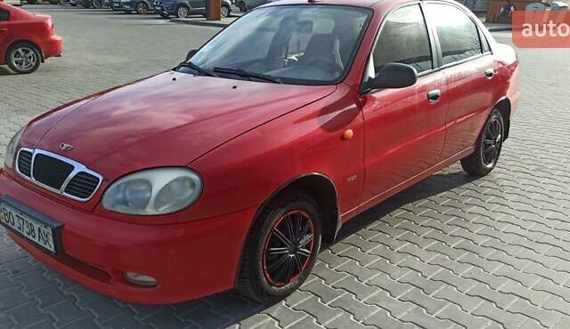 Красный Дэу Ланос, объемом двигателя 1.5 л и пробегом 437 тыс. км за 2150 $, фото 1 на Automoto.ua