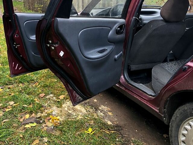 Красный Дэу Ланос, объемом двигателя 1.6 л и пробегом 161 тыс. км за 2200 $, фото 5 на Automoto.ua