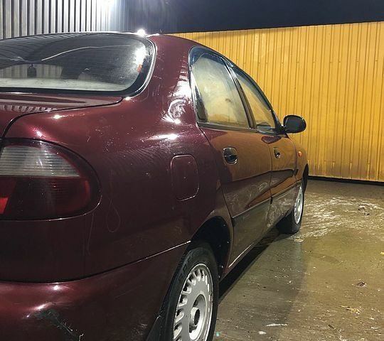 Красный Дэу Ланос, объемом двигателя 1.6 л и пробегом 161 тыс. км за 2200 $, фото 9 на Automoto.ua