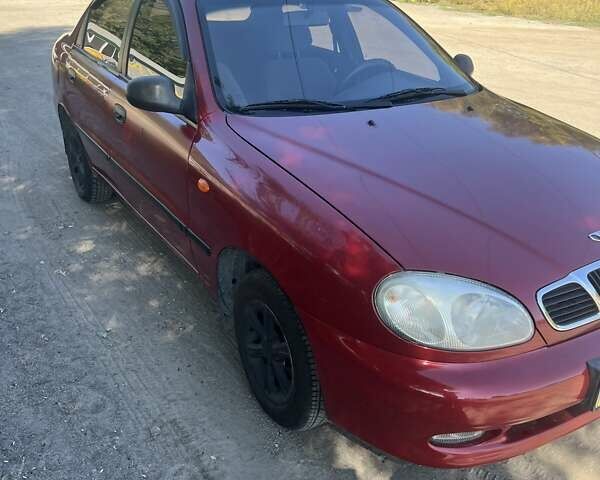 Красный Дэу Ланос, объемом двигателя 1.5 л и пробегом 103 тыс. км за 2650 $, фото 1 на Automoto.ua