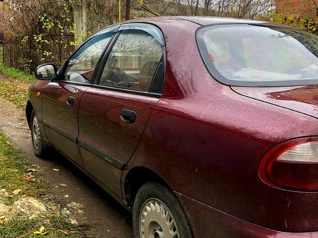 Красный Дэу Ланос, объемом двигателя 1.6 л и пробегом 161 тыс. км за 2200 $, фото 1 на Automoto.ua