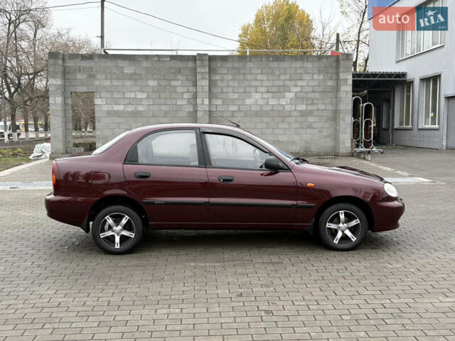 Красный Дэу Ланос, объемом двигателя 1.5 л и пробегом 74 тыс. км за 3400 $, фото 4 на Automoto.ua