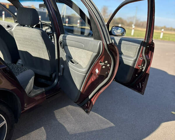 Красный Дэу Ланос, объемом двигателя 1.5 л и пробегом 134 тыс. км за 2650 $, фото 17 на Automoto.ua