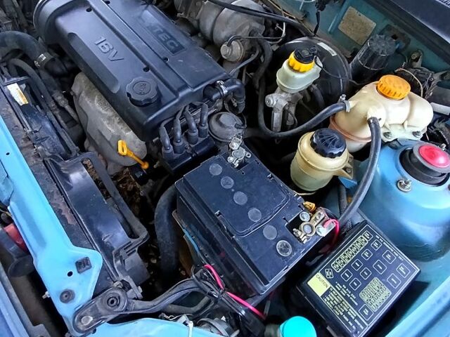 Деу Ланос, об'ємом двигуна 1.6 л та пробігом 0 тис. км за 2000 $, фото 5 на Automoto.ua