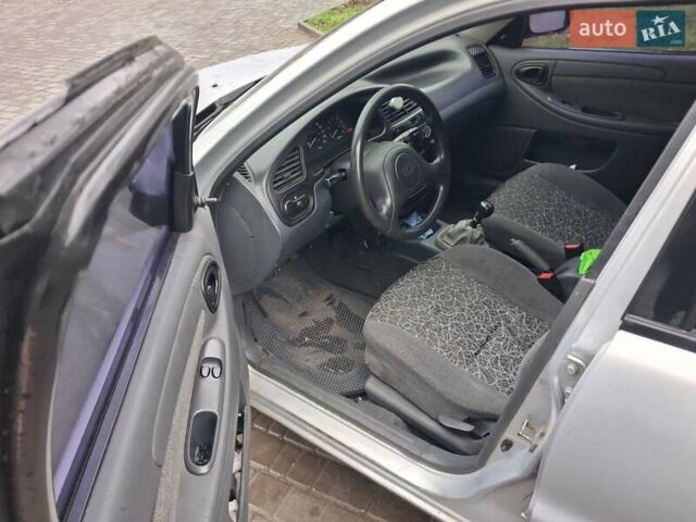 Деу Ланос, об'ємом двигуна 1.5 л та пробігом 275 тис. км за 1600 $, фото 9 на Automoto.ua