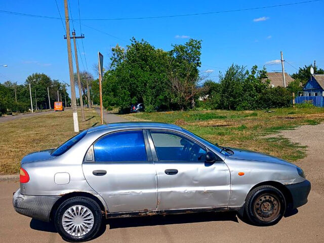 Дэу Ланос, объемом двигателя 1.5 л и пробегом 180 тыс. км за 1200 $, фото 3 на Automoto.ua
