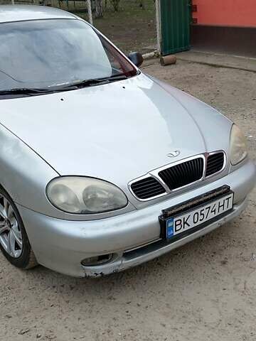 Дэу Ланос 2002 в Радивилове на Automoto.ua Дэу Ланос, объемом двигателя 1.5 л и пробегом 228 тыс. км за 1700 $, фото 2 на Automoto.ua
