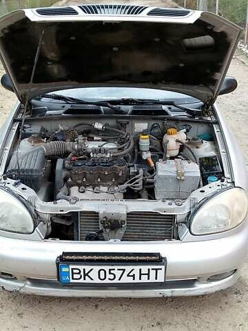Дэу Ланос 2002 в Радивилове на Automoto.ua Дэу Ланос, объемом двигателя 1.5 л и пробегом 228 тыс. км за 1700 $, фото 4 на Automoto.ua