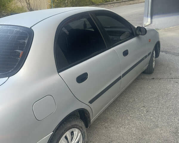 Дэу Ланос 2002 в Тернополе на Automoto.ua Дэу Ланос, объемом двигателя 1.5 л и пробегом 280 тыс. км за 2000 $, фото 4 на Automoto.ua