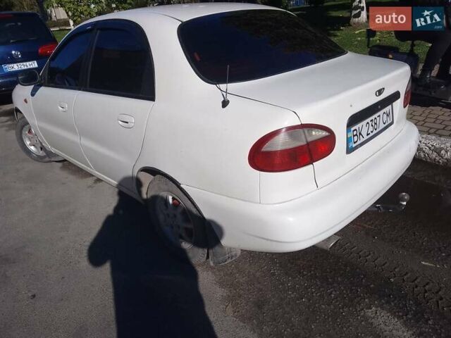 Дэу Ланос, объемом двигателя 1.3 л и пробегом 285 тыс. км за 1800 $, фото 3 на Automoto.ua