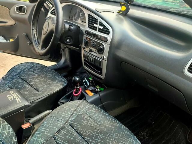 Дэу Ланос, объемом двигателя 16 л и пробегом 300 тыс. км за 1440 $, фото 10 на Automoto.ua