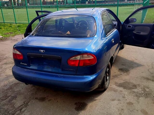 Дэу Ланос, объемом двигателя 16 л и пробегом 300 тыс. км за 1440 $, фото 3 на Automoto.ua