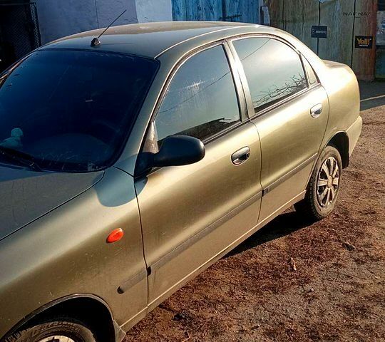 Деу Ланос, об'ємом двигуна 1.5 л та пробігом 280 тис. км за 2000 $, фото 6 на Automoto.ua