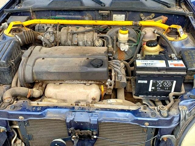 Дэу Ланос, объемом двигателя 1.6 л и пробегом 200 тыс. км за 3000 $, фото 2 на Automoto.ua