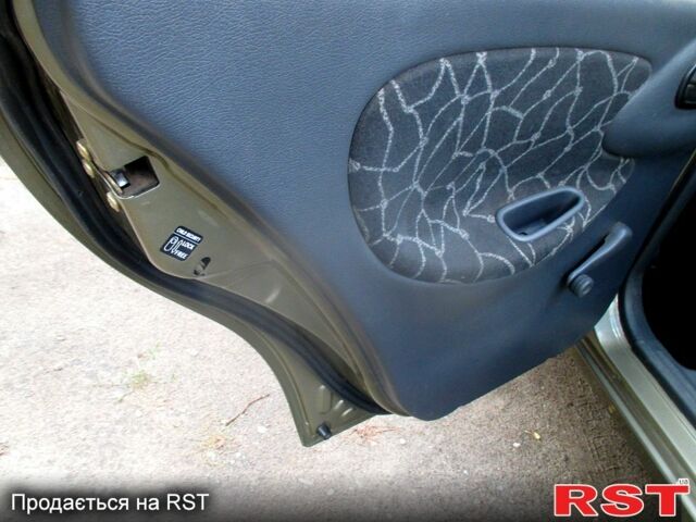 Дэу Ланос, объемом двигателя 1.5 л и пробегом 150 тыс. км за 3200 $, фото 5 на Automoto.ua