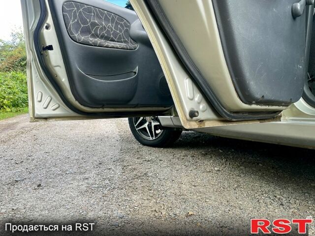 Дэу Ланос, объемом двигателя 1.5 л и пробегом 180 тыс. км за 2150 $, фото 5 на Automoto.ua