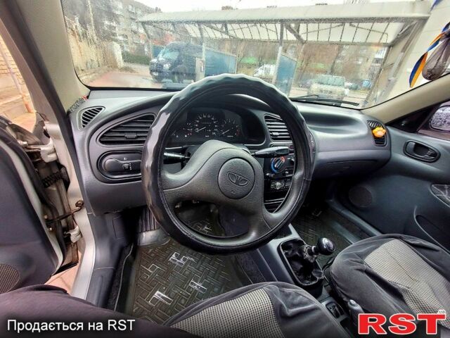 Деу Ланос, об'ємом двигуна 1.5 л та пробігом 268 тис. км за 2000 $, фото 5 на Automoto.ua