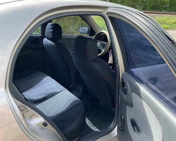 Дэу Ланос, объемом двигателя 1.5 л и пробегом 173 тыс. км за 3000 $, фото 10 на Automoto.ua