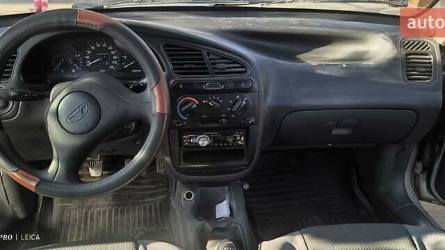 Дэу Ланос, объемом двигателя 1.6 л и пробегом 208 тыс. км за 2300 $, фото 4 на Automoto.ua