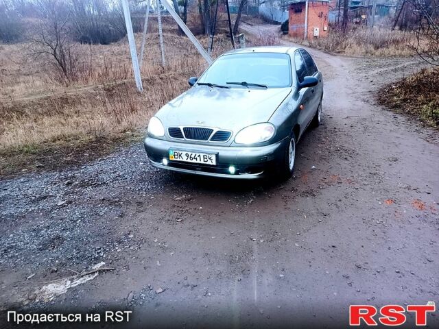 Дэу Ланос, объемом двигателя 15 л и пробегом 200 тыс. км за 1450 $, фото 3 на Automoto.ua