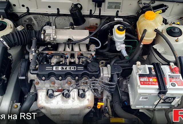 Дэу Ланос, объемом двигателя 1.5 л и пробегом 76 тыс. км за 3300 $, фото 10 на Automoto.ua