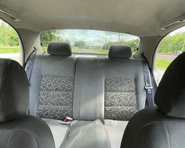 Дэу Ланос, объемом двигателя 1.5 л и пробегом 173 тыс. км за 3000 $, фото 7 на Automoto.ua