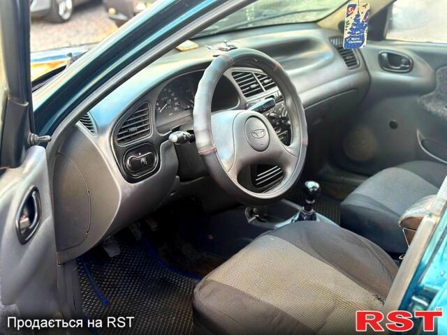 Дэу Ланос, объемом двигателя 1.5 л и пробегом 330 тыс. км за 1700 $, фото 4 на Automoto.ua