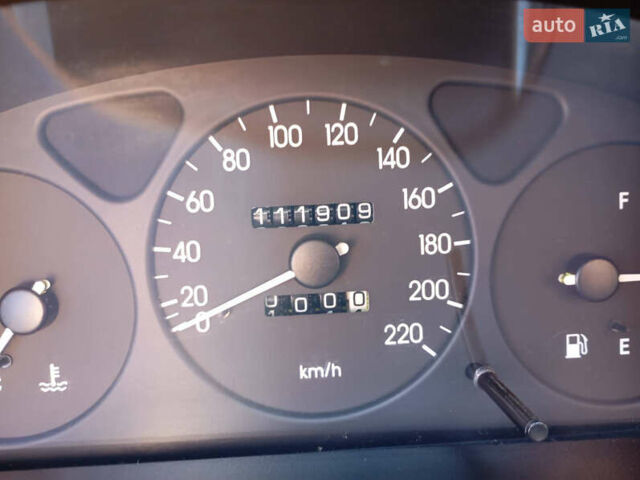 Дэу Ланос, объемом двигателя 1.5 л и пробегом 111 тыс. км за 2500 $, фото 4 на Automoto.ua