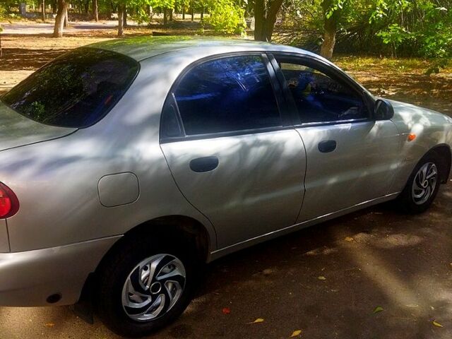 Дэу Ланос, объемом двигателя 1.5 л и пробегом 374 тыс. км за 2000 $, фото 1 на Automoto.ua