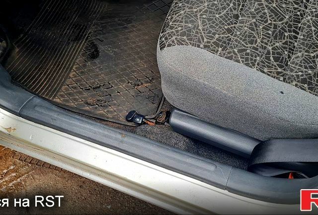 Дэу Ланос, объемом двигателя 1.5 л и пробегом 76 тыс. км за 3300 $, фото 9 на Automoto.ua
