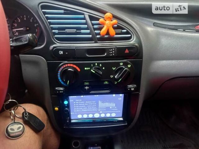 Деу Ланос, об'ємом двигуна 1.6 л та пробігом 285 тис. км за 2000 $, фото 6 на Automoto.ua
