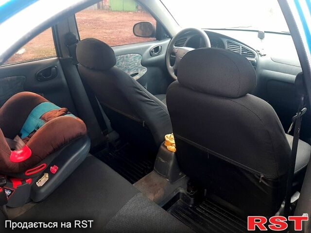 Дэу Ланос, объемом двигателя 1.6 л и пробегом 0 тыс. км за 1500 $, фото 5 на Automoto.ua